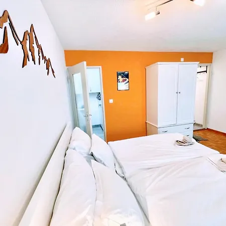 Holiday Escape Studio - Stylish & Central - Steps To Matterhorn Gondola