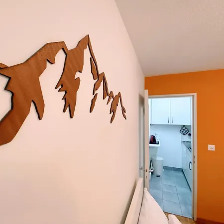 Apartment Holiday Escape Studio - Stylish & Central - Steps To Matterhorn Gondola