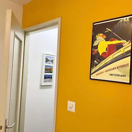 Escape - Stylish & - Steps To Matterhorn Gondola 采尔马特