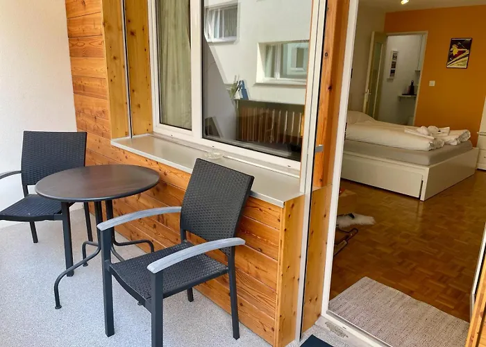 Escape - Stylish & - Steps To Matterhorn Gondola 公寓